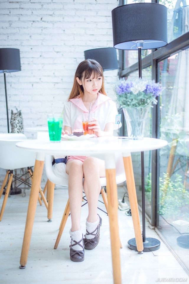 我们的友谊，会比新闻联播还要长久。